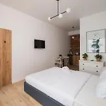 Hoza 35 Centre By Bookinghost Apartmán Varšava