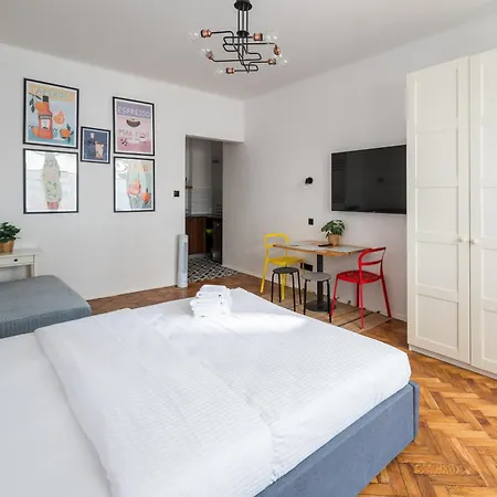 Hoza 35 Centre By Bookinghost Warszawa