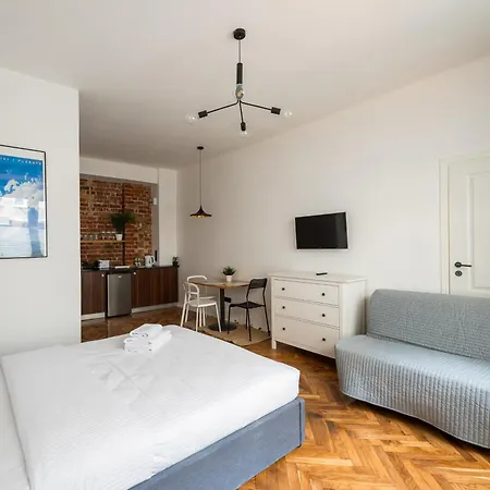 Apartment Hoza 35 Centre By Bookinghost *