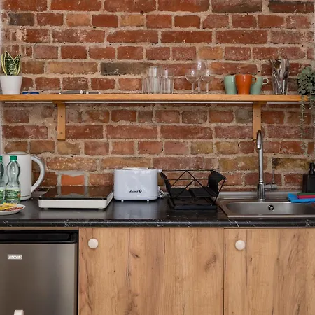 Hoza 35 Centre By Bookinghost