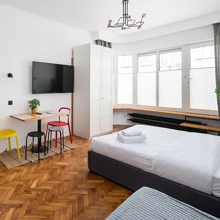 דירה Hoza 35 Centre By Bookinghost