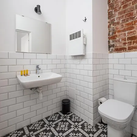 Hoza 35 Centre By Bookinghost Apartment *